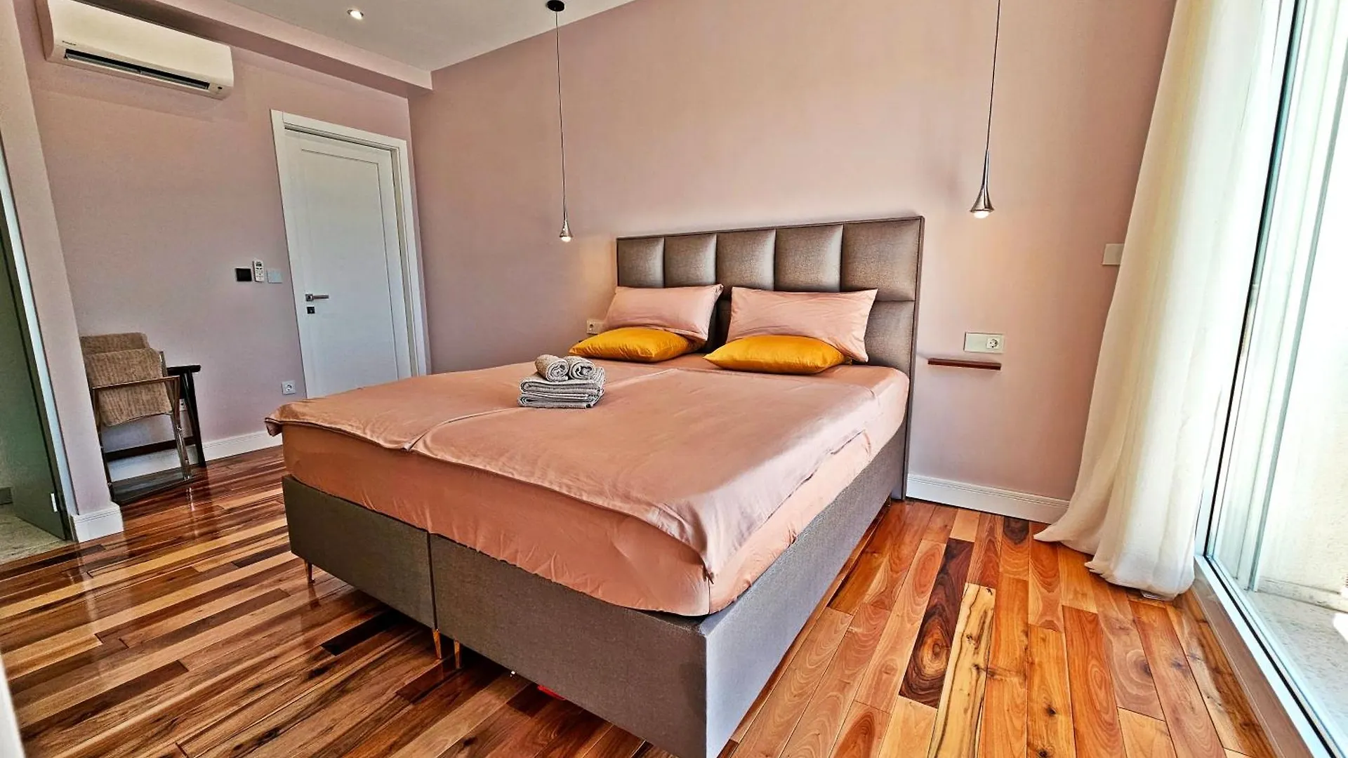Guest house Luxury Seaside House Noble- Best Location In Town Split Croatia