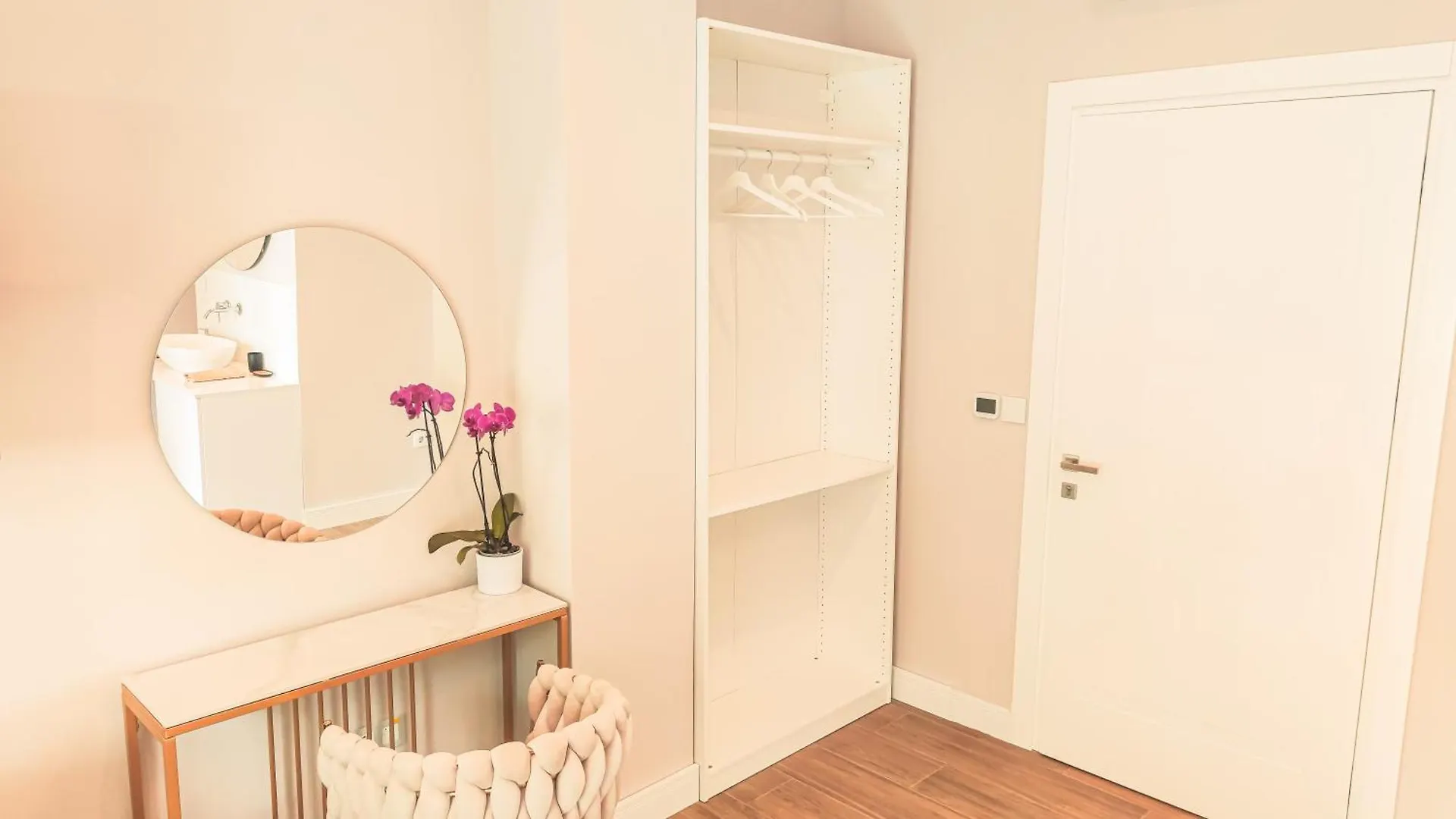 Guest house Luxury Seaside House Noble- Best Location In Town Split