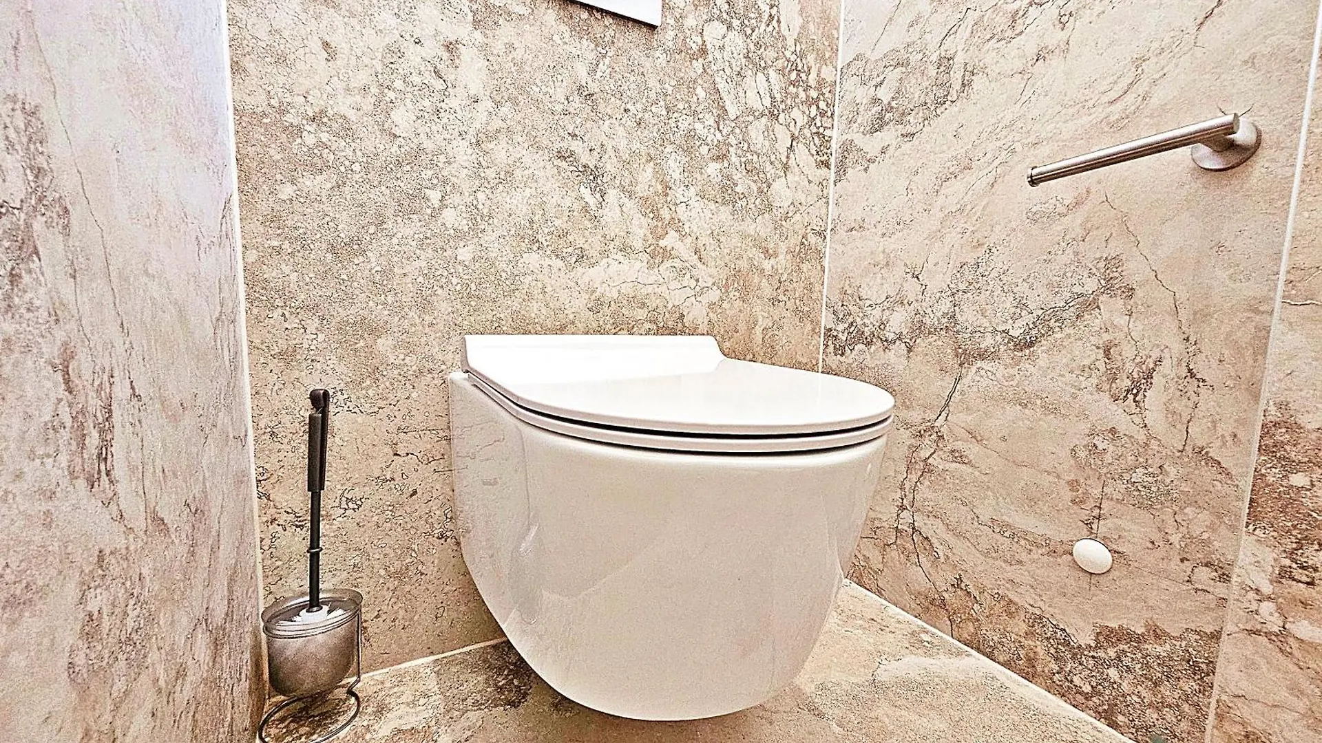 Guest house Luxury Seaside House Noble- Best Location In Town Split