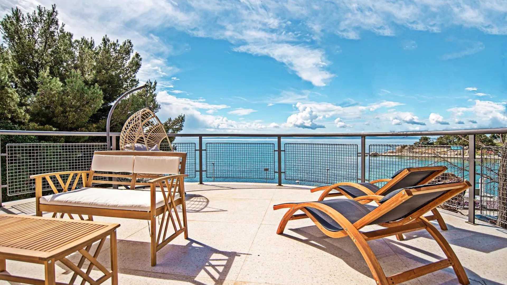 Guest house Luxury Seaside House Noble- Best Location In Town Split Croatia